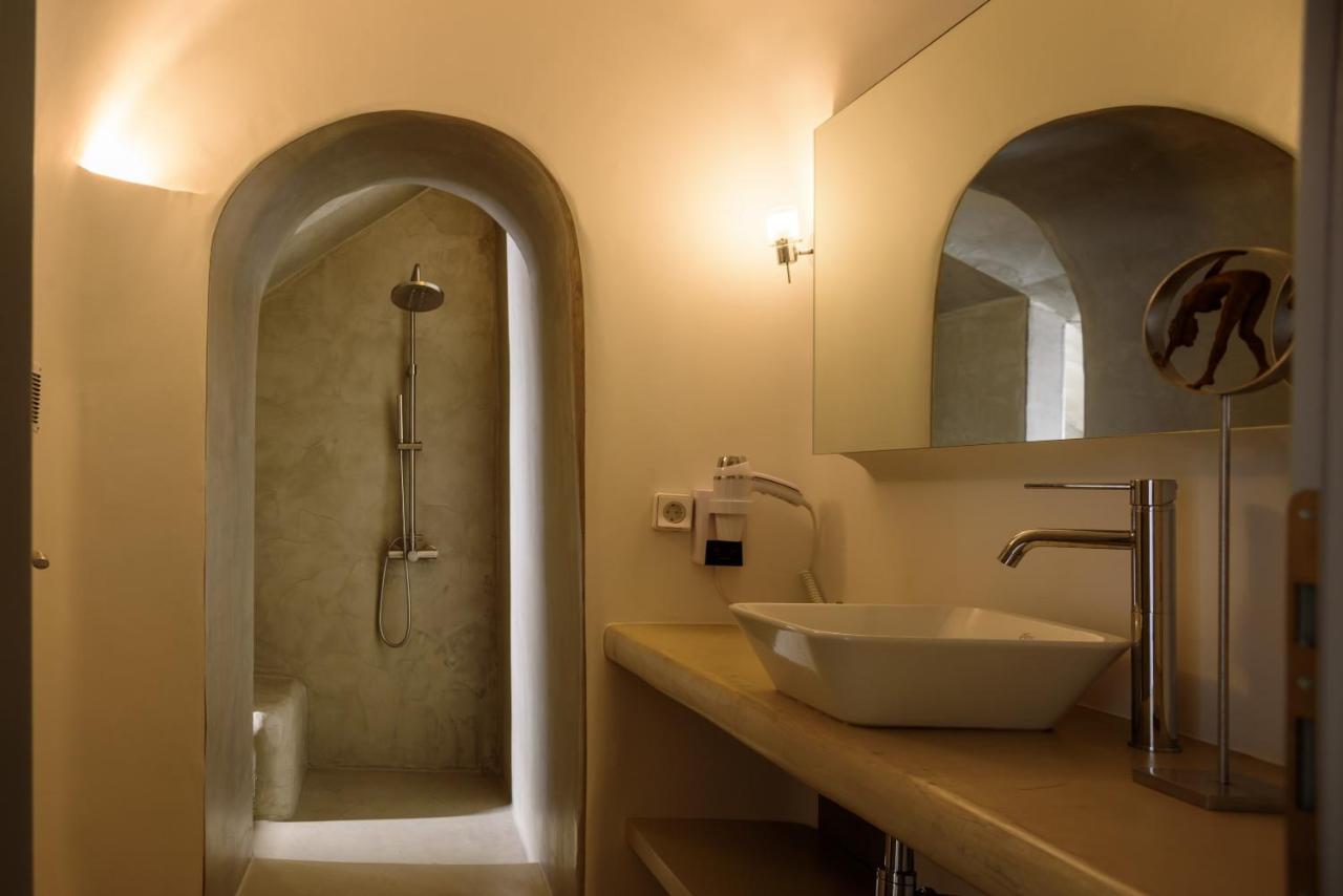 Oia Treasures Art Suites Екстер'єр фото