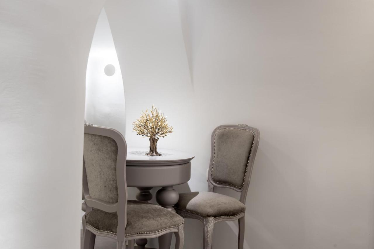 Oia Treasures Art Suites Екстер'єр фото